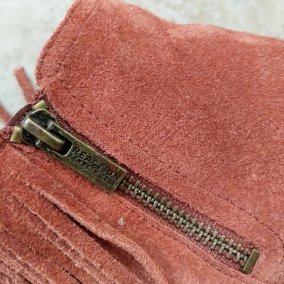 Reaction leather bootie very cute color size 6.5 - Picture 5 of 5